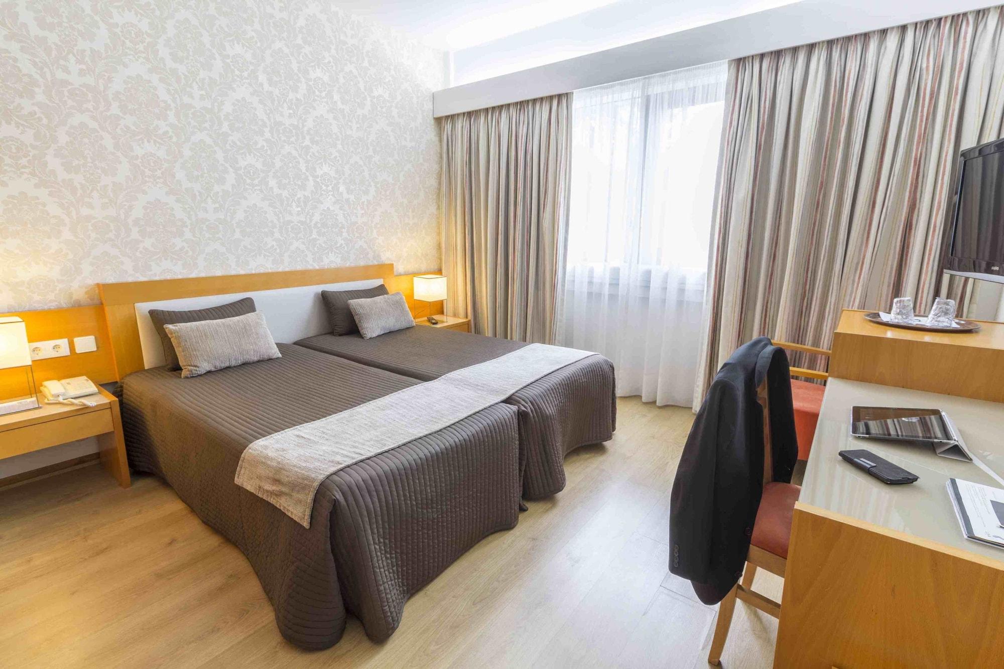 Hotel Eurosol Leiria & Jardim Exterior photo