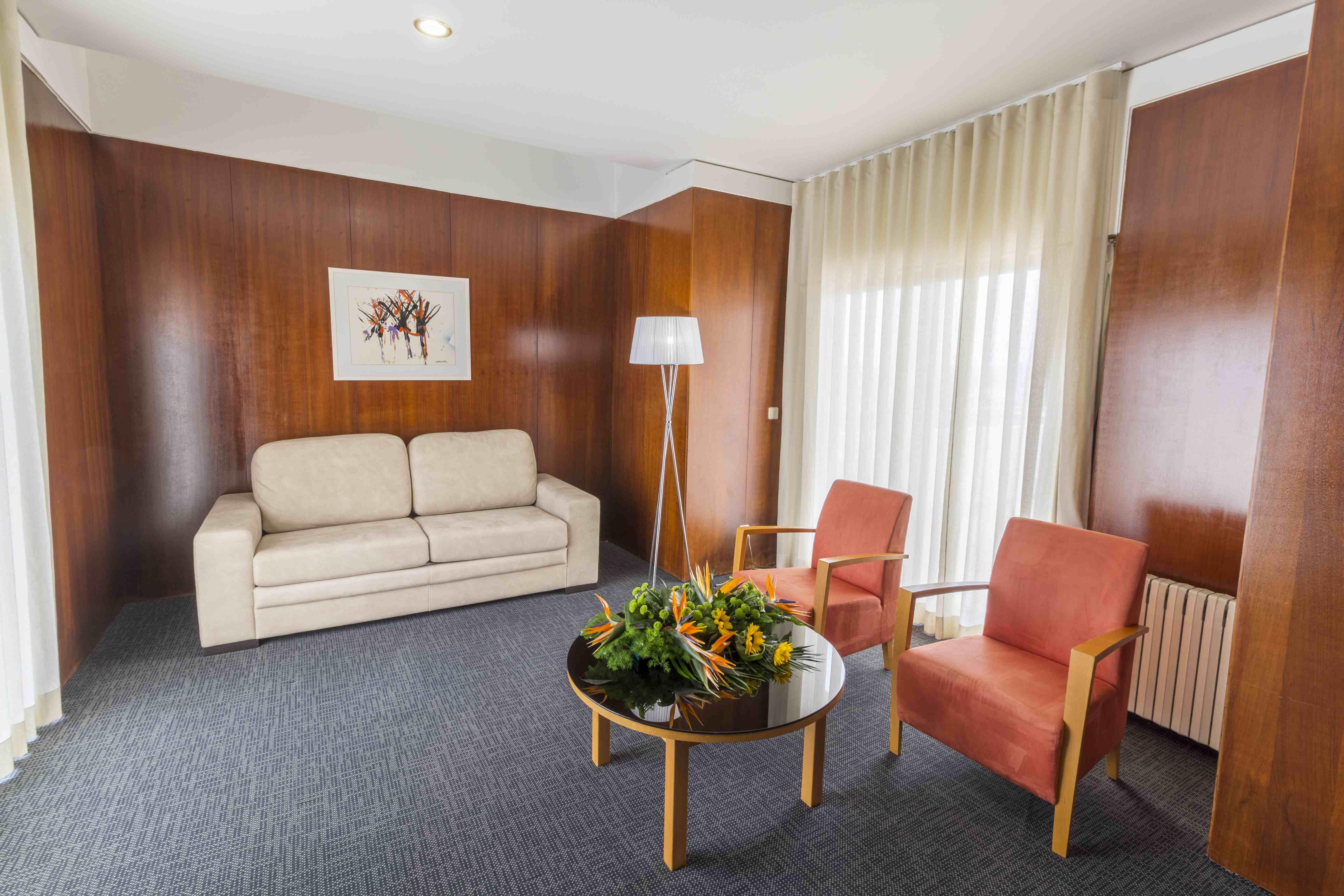 Hotel Eurosol Leiria & Jardim Exterior photo