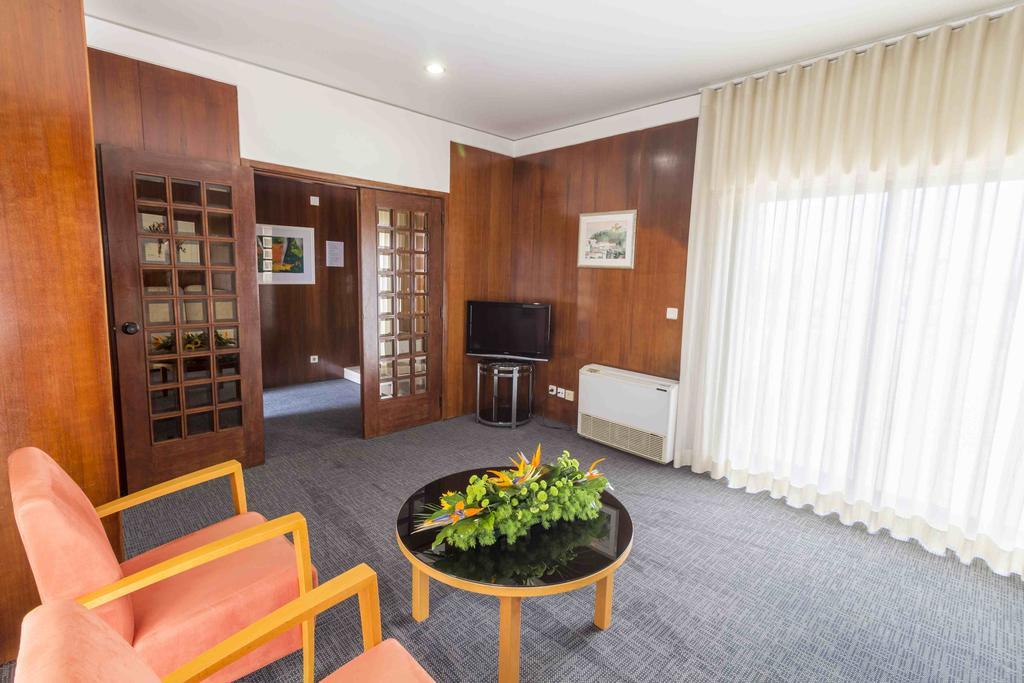 Hotel Eurosol Leiria & Jardim Exterior photo